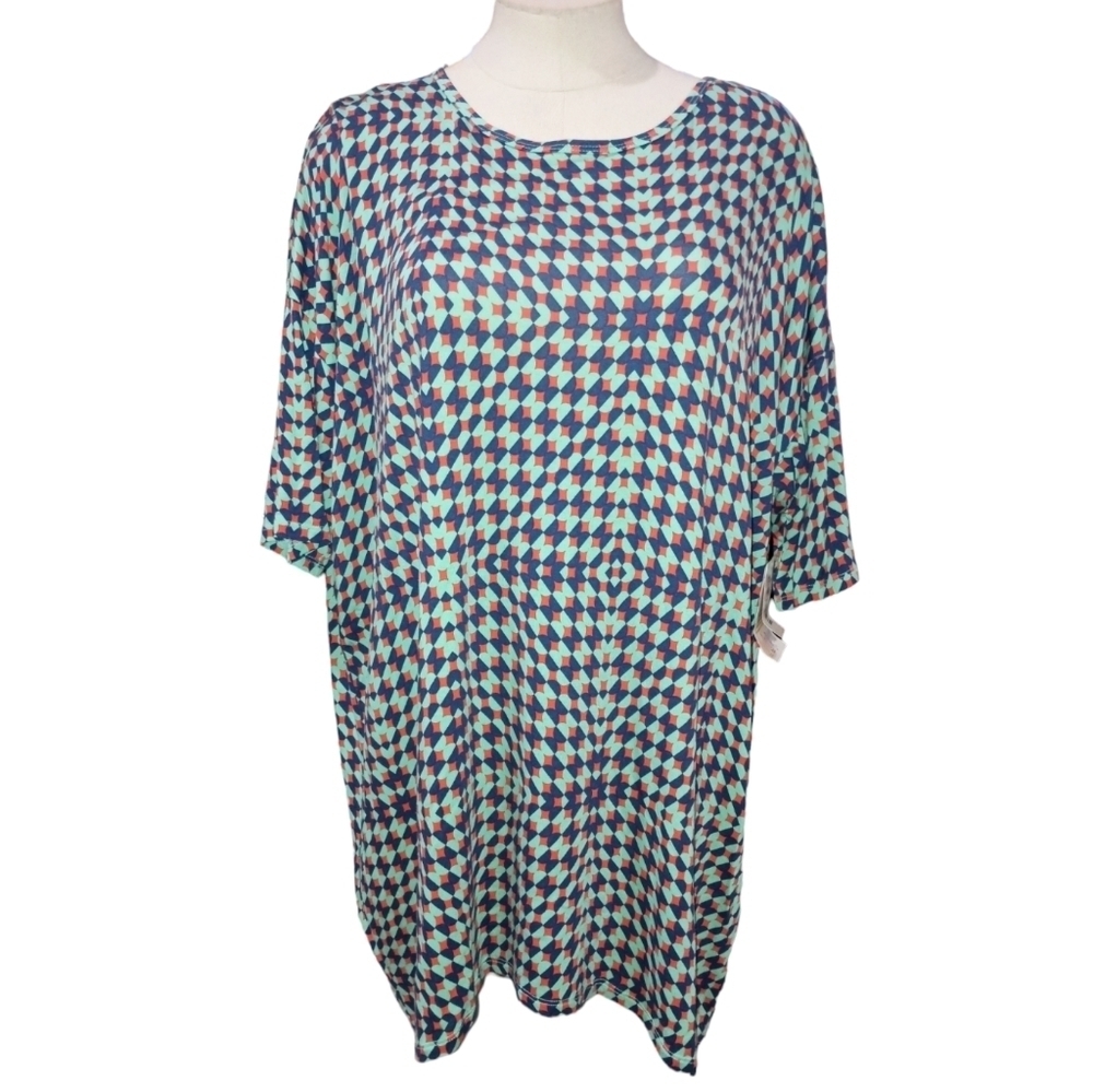 NWT LuLaRoe Irma Tunic Top Size L (14-16)